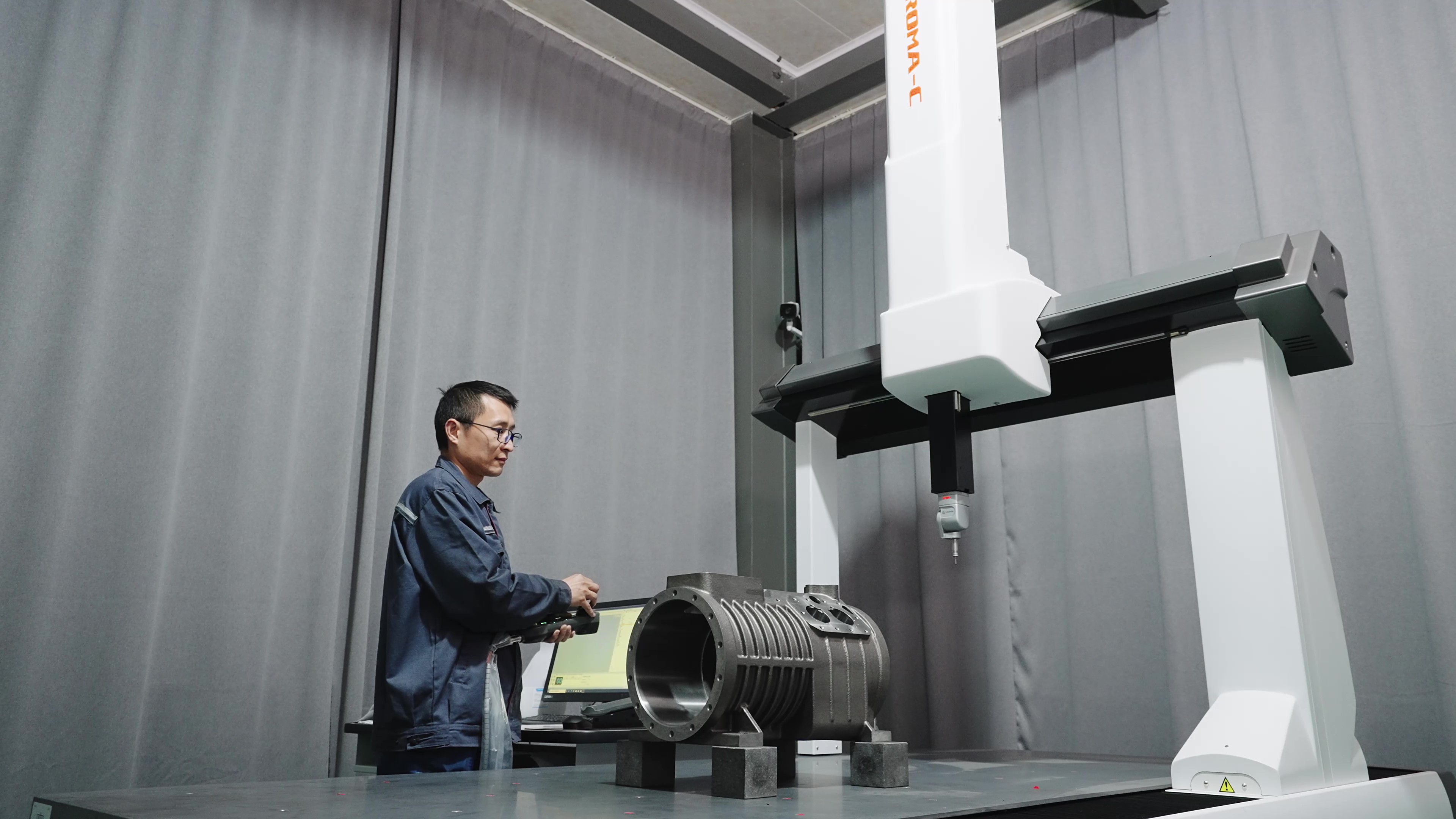 В чем разница между компрессором охлаждения и поршневым компрессором?